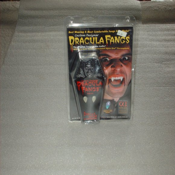 Dracula House custom designer vampire fangs - Picture 1 of 7